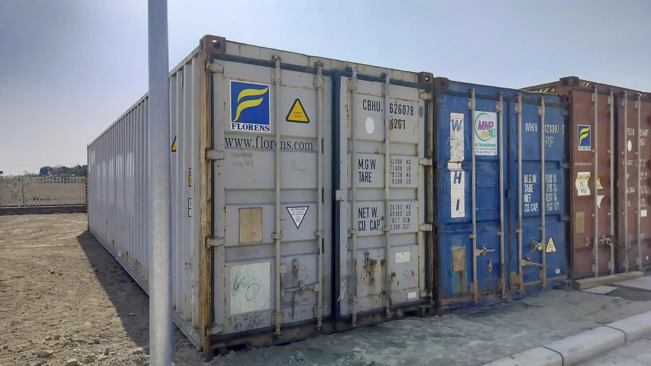 Cho Thu&ecirc; Container Tại KCN Đồng An