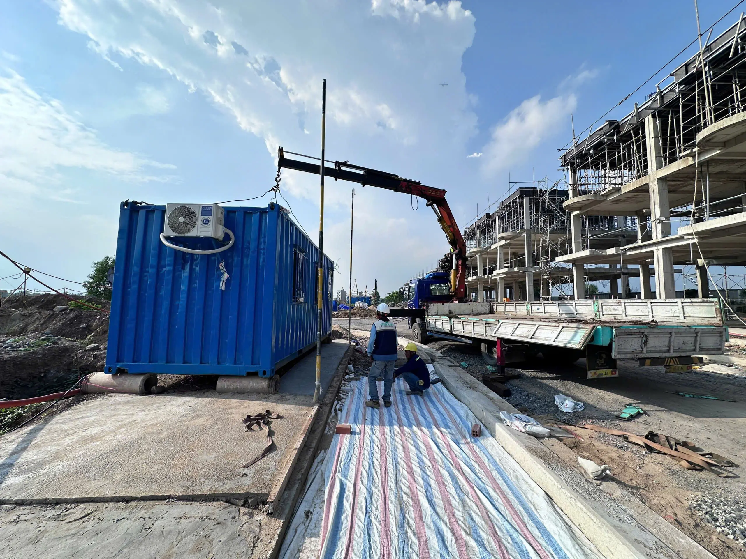 Cho Thu&ecirc; Container Tại KCN Linh Trung III